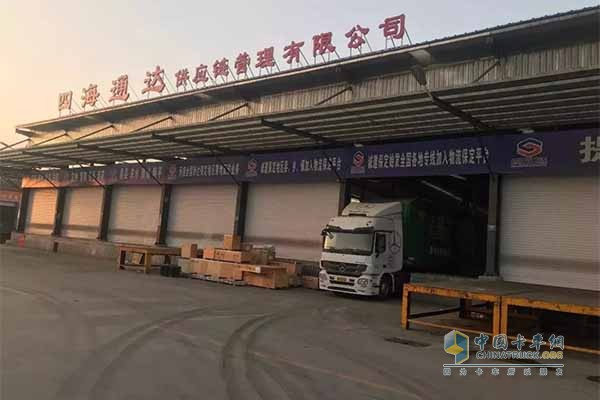 王师傅和Actros完成运输任务,返回公司