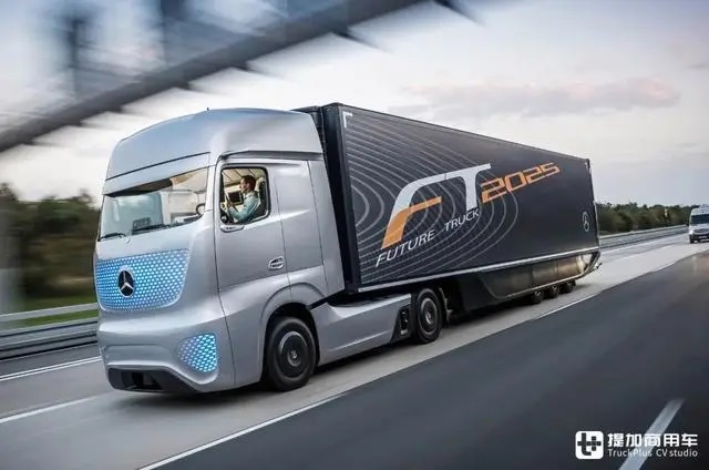 新疆2024IAA：先锋技术引领电动重卡未来，奔驰eActros 600实拍